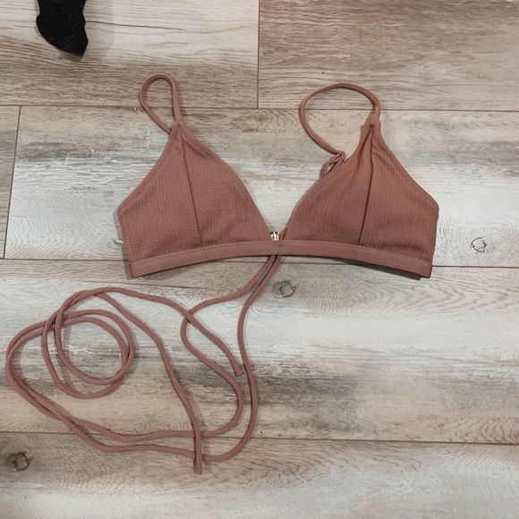 SOLD IN BUNDLE mauve strappy clasp bikini top - Picture 1 of 5